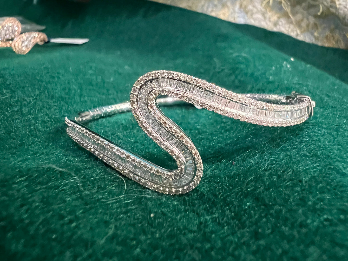 Diamond bracelet