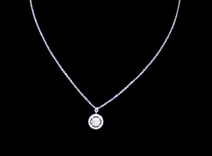 Diamond pendant necklace